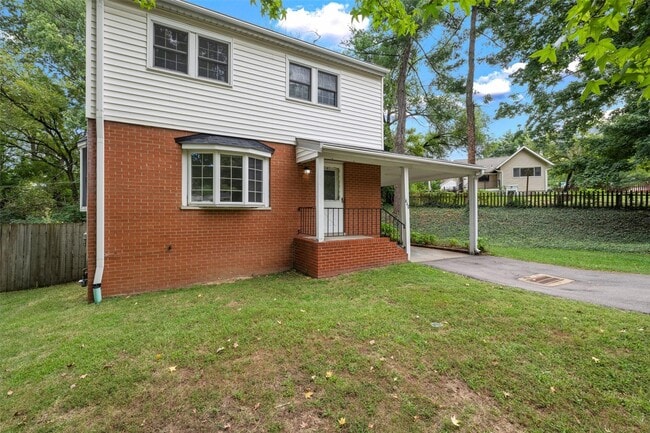 Building Photo - 640 S Sappington Rd