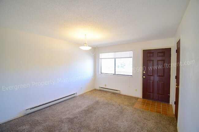 Foto del edificio - 1624 E Pitkin St