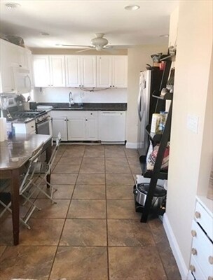 Building Photo - 336 Salem St