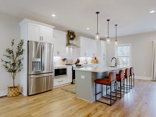 Foto del edificio - 206 Charlotte Everly Cir