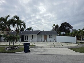 Building Photo - 12910 SW 148th Street Rd