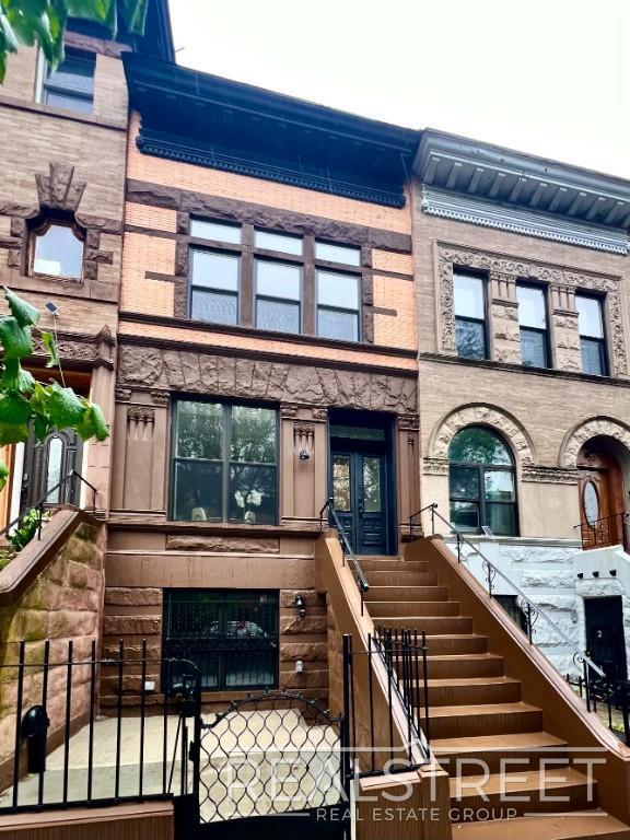 Primary Photo - 3 bedroom in BROOKLYN NY 11216
