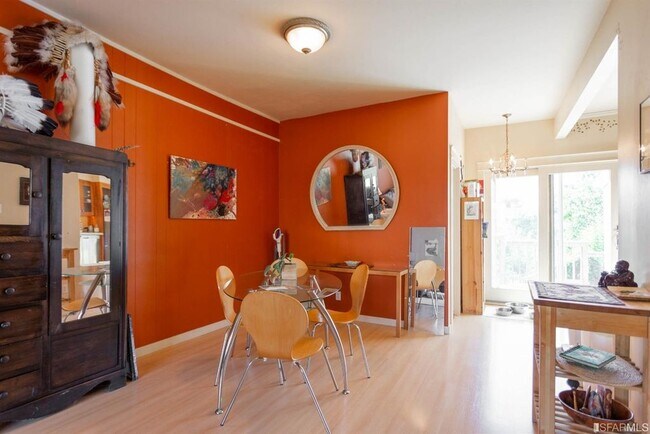 Foto del edificio - 560 Vienna St