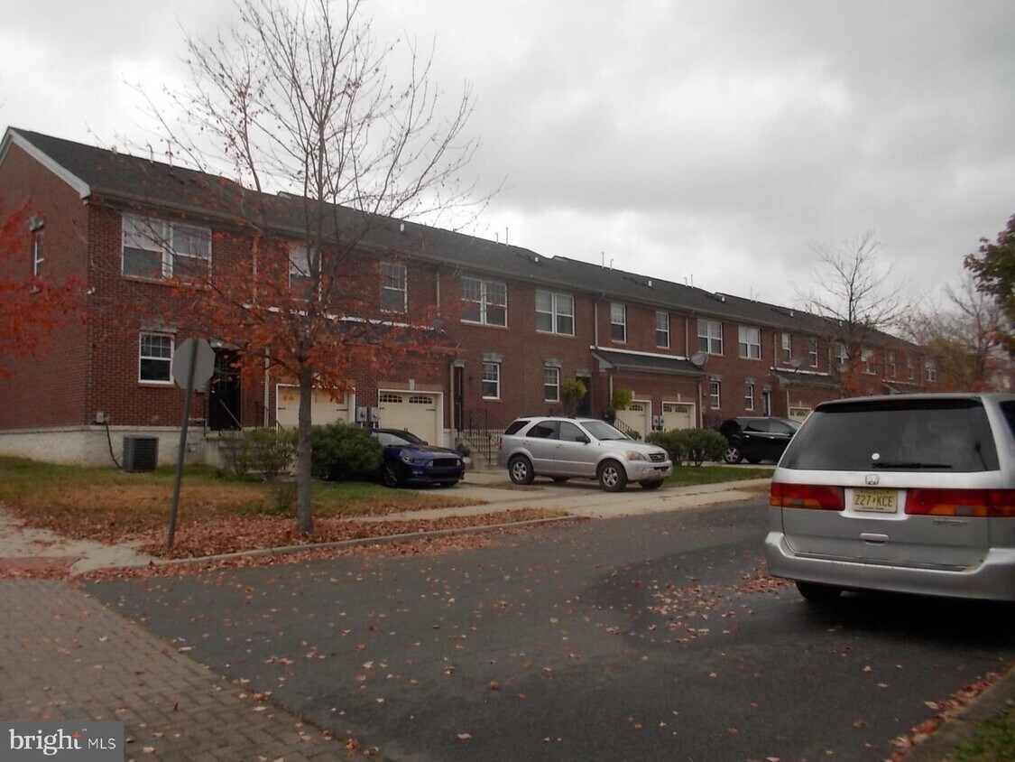 3 Feeder St, Trenton, NJ 08608 Townhome Rentals in Trenton NJ