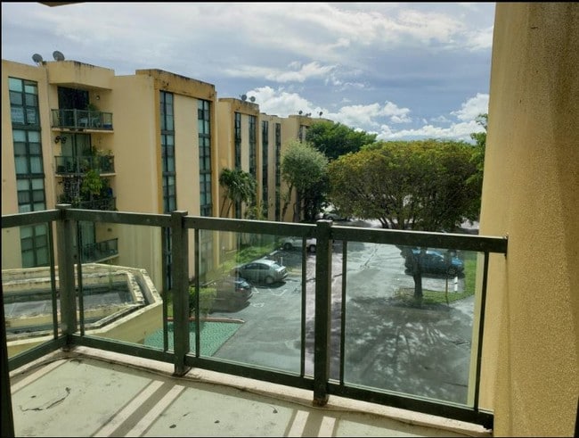 Foto del edificio - 11750 SW 18th St