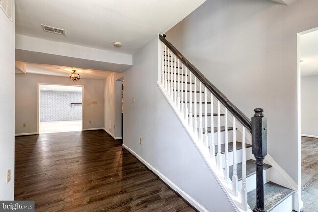 Building Photo - 1099 Snow Hill Ln