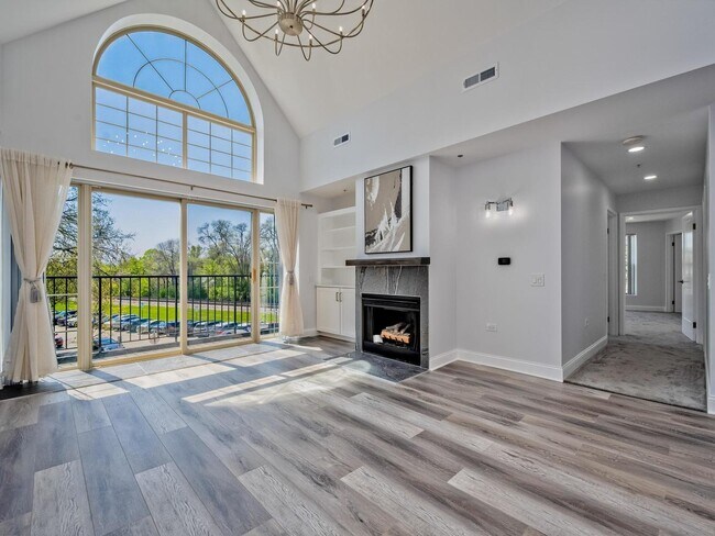 Foto del edificio - 1800 Dewes St