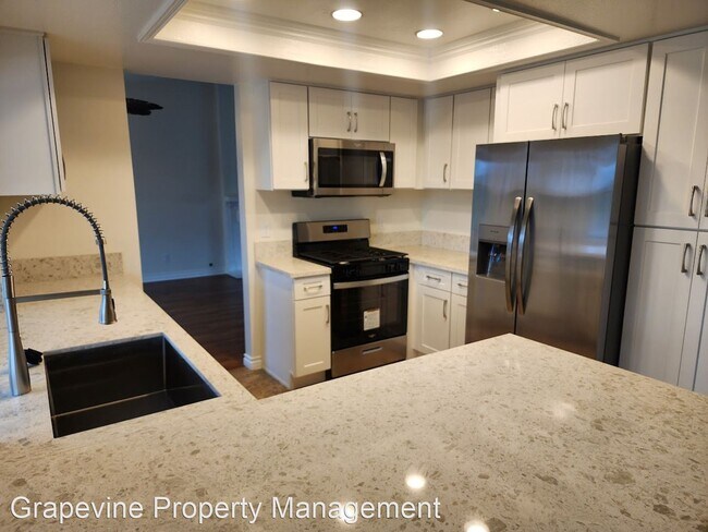 Foto del edificio - 3 br, 2 bath House - 42574 Remora Street