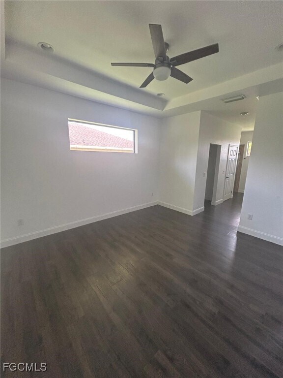 Building Photo - 1201 NE 18th Pl