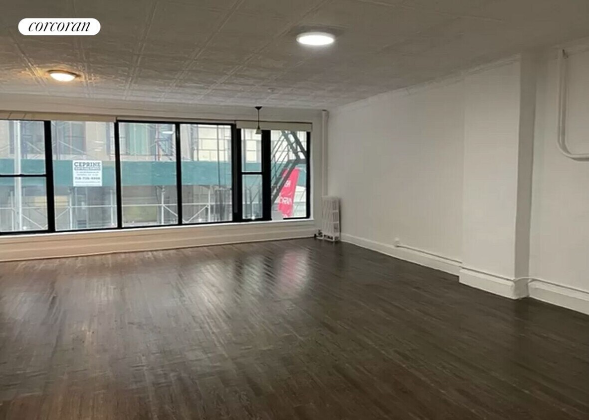 Primary Photo - 263 W 30th St