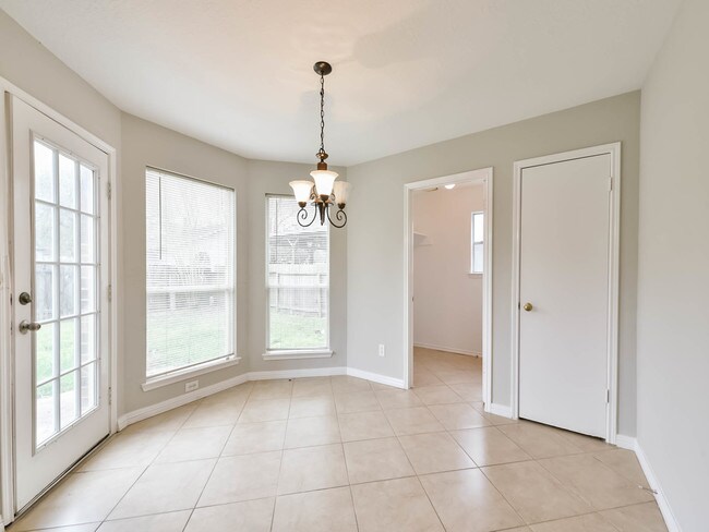 Building Photo - 2019 Ruffian Ln