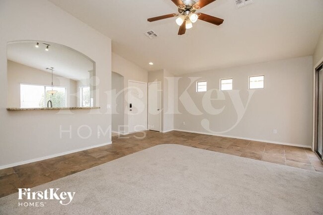 Building Photo - 1921 S Silver Dr