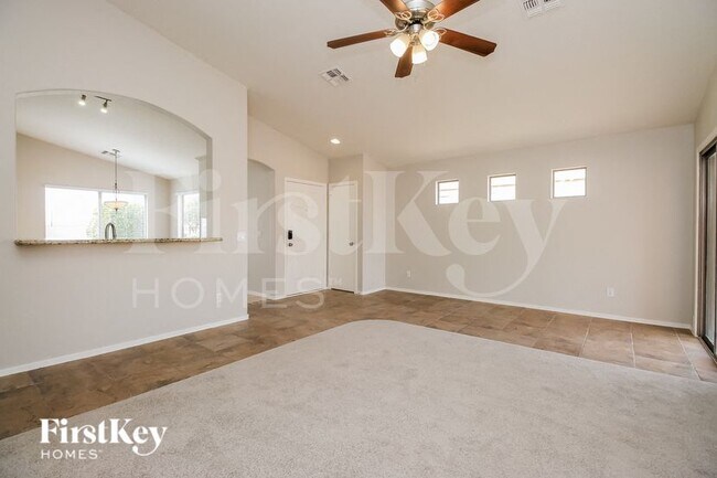 Foto del edificio - 1921 S Silver Dr