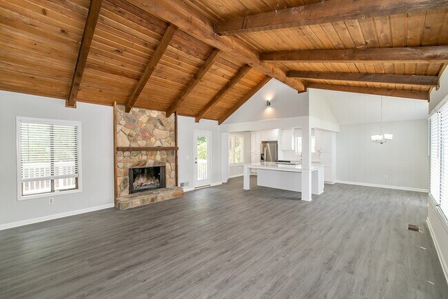Foto del edificio - 3941 Kensington Dr