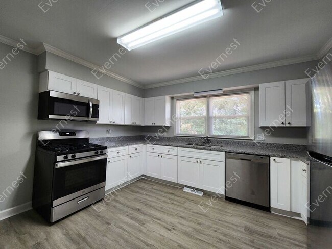 Foto del edificio - 234 Flora Ave SE