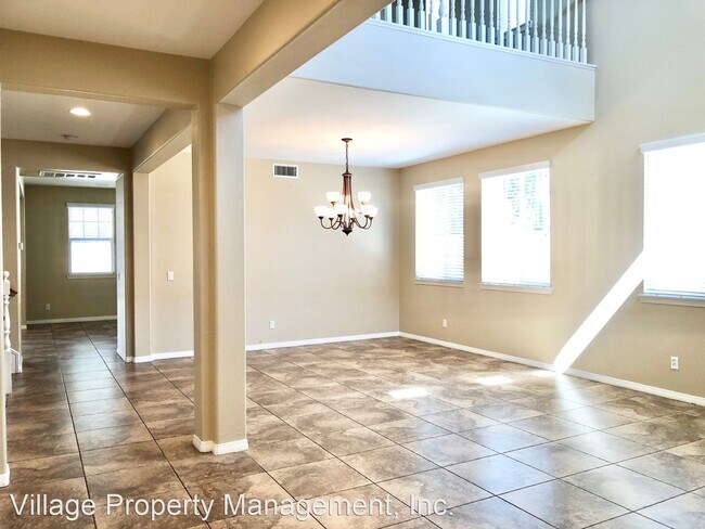 Building Photo - 3 br, 3 bath House - 32066 Red Mountain Way