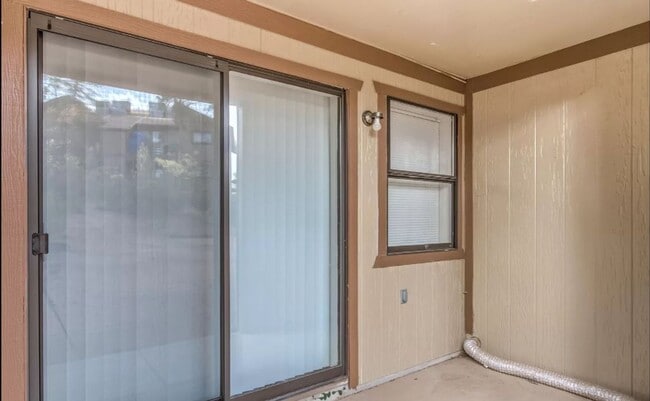 Foto del edificio - Cute, clean 2 bed / 1 bath in Northeast Pa...