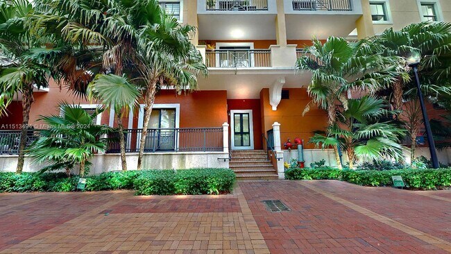 Foto del edificio - 8390 SW 72nd Ave