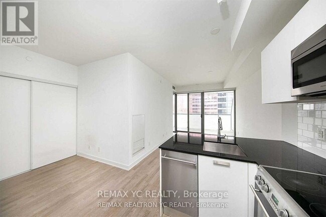 Building Photo - 57 St Joseph St