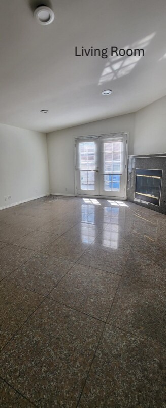 Foto del edificio - 4786 Topanga Canyon Blvd