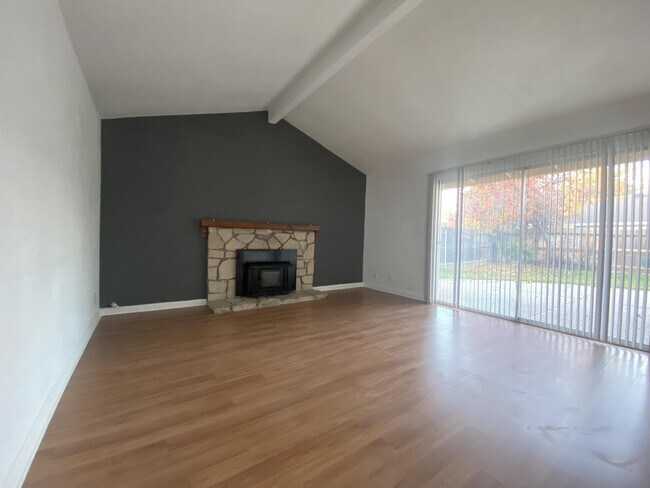 Foto del edificio - 1255 Johnson Ave