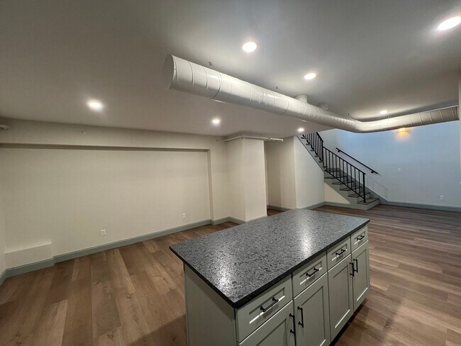 Foto del edificio - 160 Seabury St