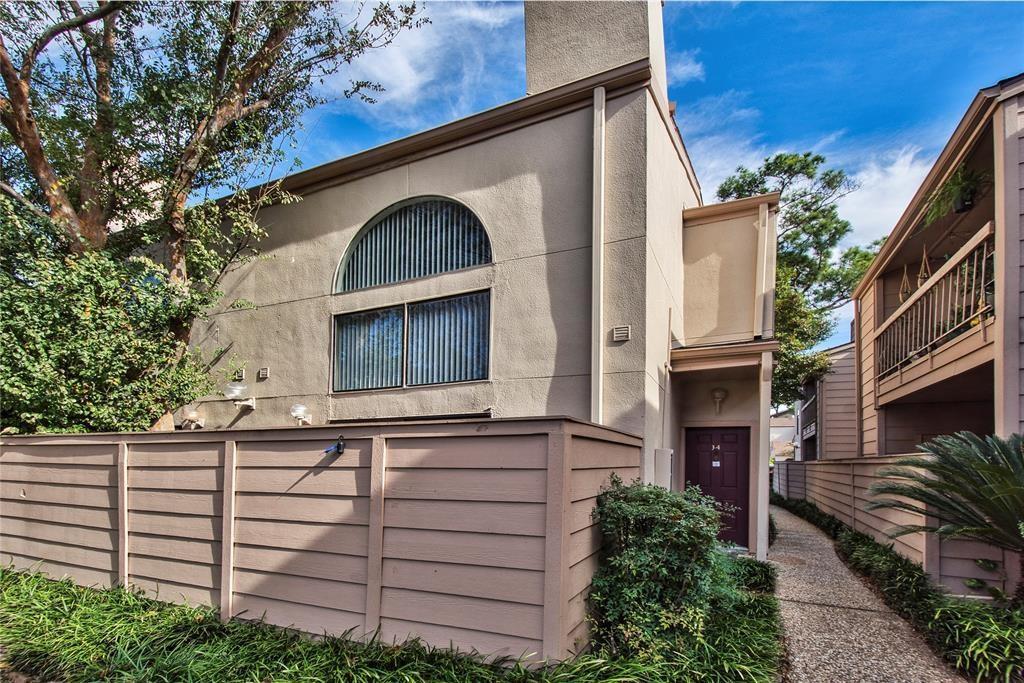 Primary Photo - 2125 Augusta Dr
