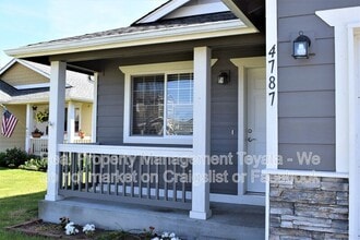 Building Photo - 4787 Oyster Dr