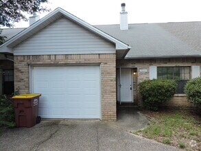 Building Photo - 813 Valley Rd