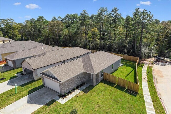 Building Photo - 10827 Prickly Ash Dr