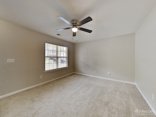 Building Photo - 5428 Henderson Oaks Dr