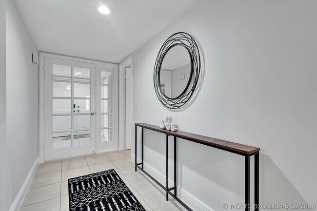 Building Photo - 12641 Westhampton Cir