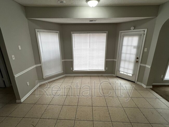 Building Photo - 8403 Trinity Rd