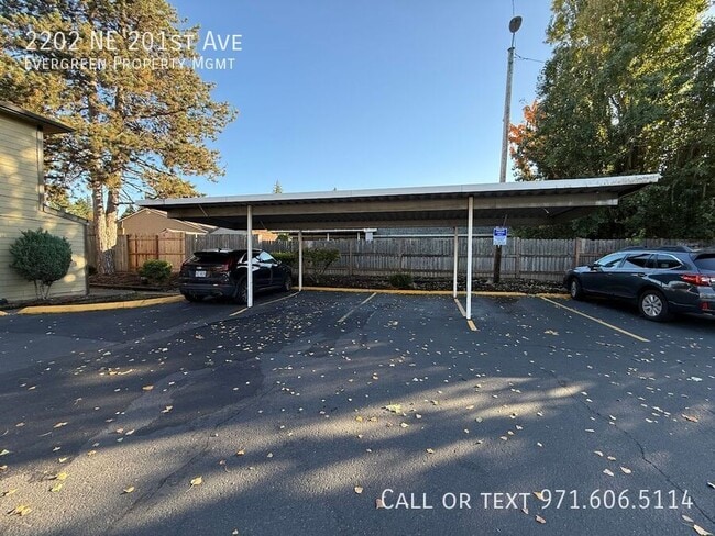 Foto del edificio - 2202 NE 201st Ave