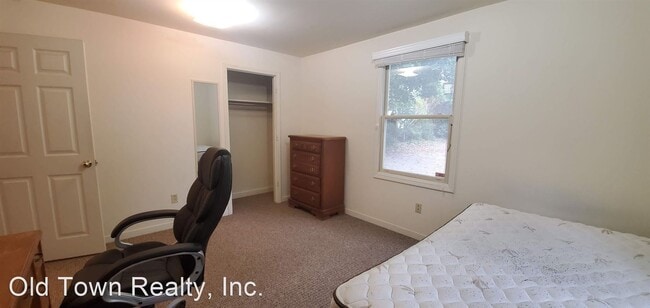 Building Photo - 6 br, 2.5 bath House - 517 S. Fourth