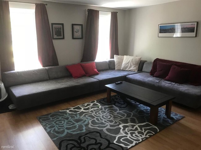 Building Photo - 1 br, 1 bath  - 139 West Merrimack St