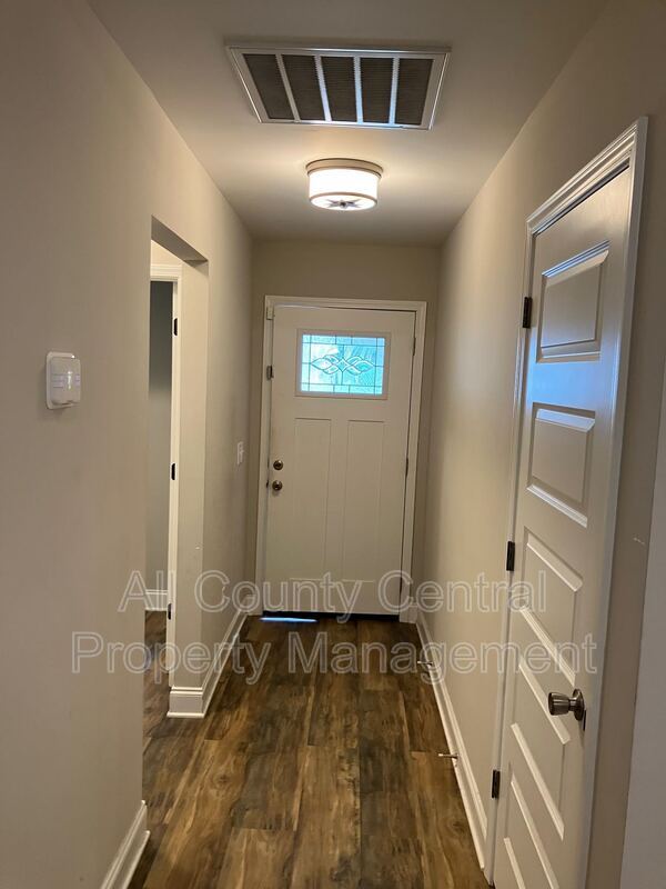 Foto del edificio - 3870 Barton Ln