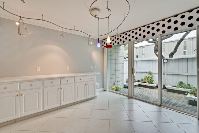 Foto del edificio - Welcome Home!!! Great Santa Clara Pomeroy ...