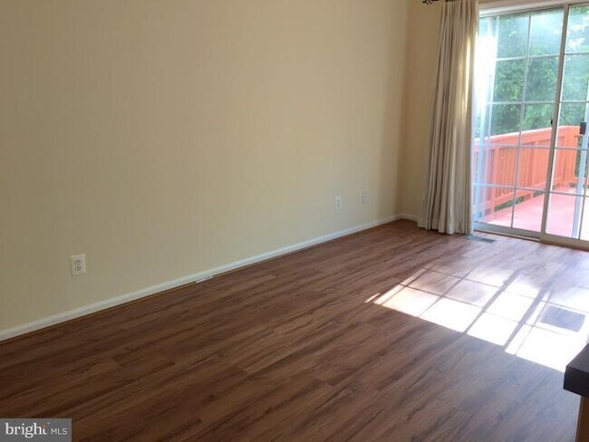Building Photo - 21511 Welby Terrace