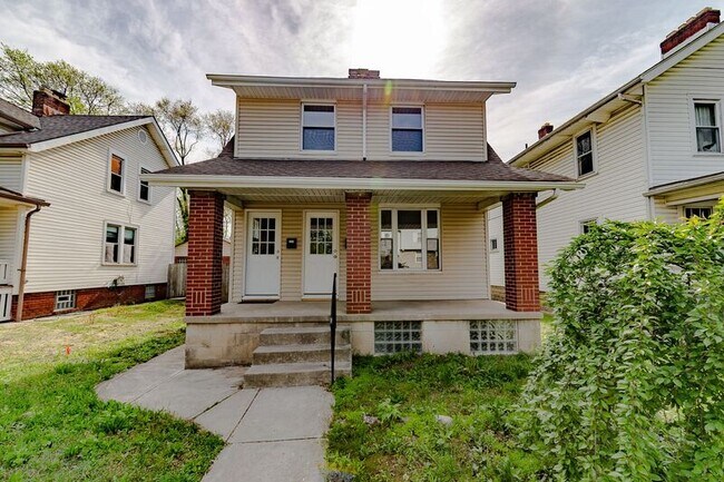 Foto del edificio - 2878 Indianola Ave