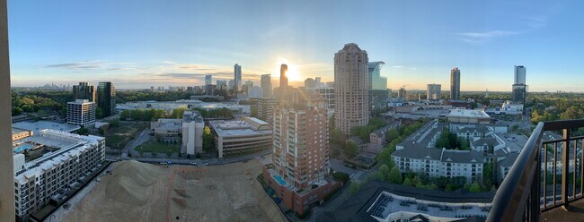 Foto del edificio - 3481 Lakeside Dr NE