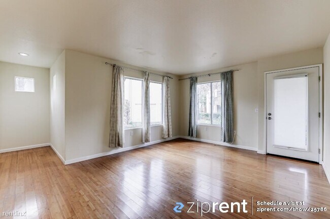 Foto del edificio - 2 br, 2 bath Condo - 821 Printempo Pl, San...