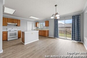 Foto principal - 7902 Chestnut Bear Dr