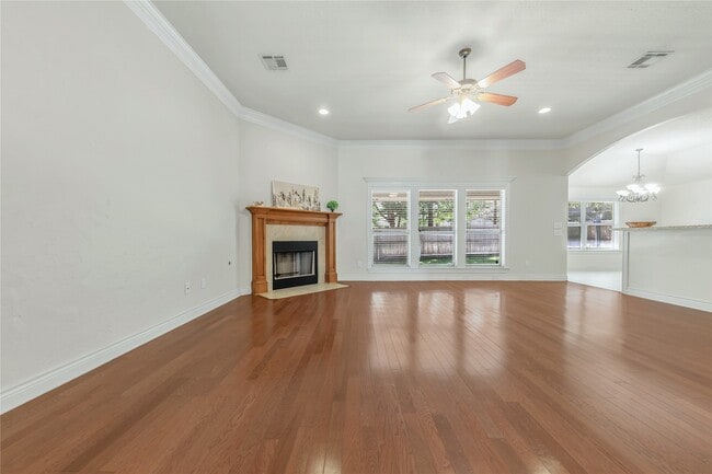 Building Photo - 304 Candle Stone Ct