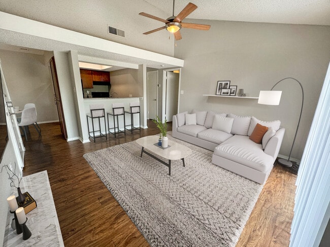 Building Photo - The Grove