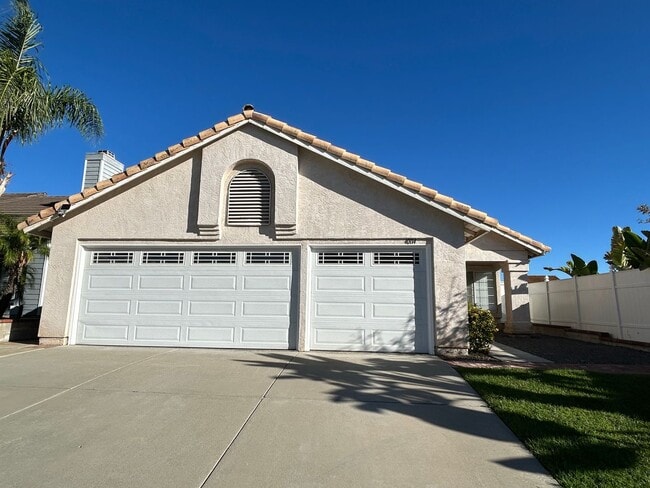 Building Photo - 40114 Palma Vista St