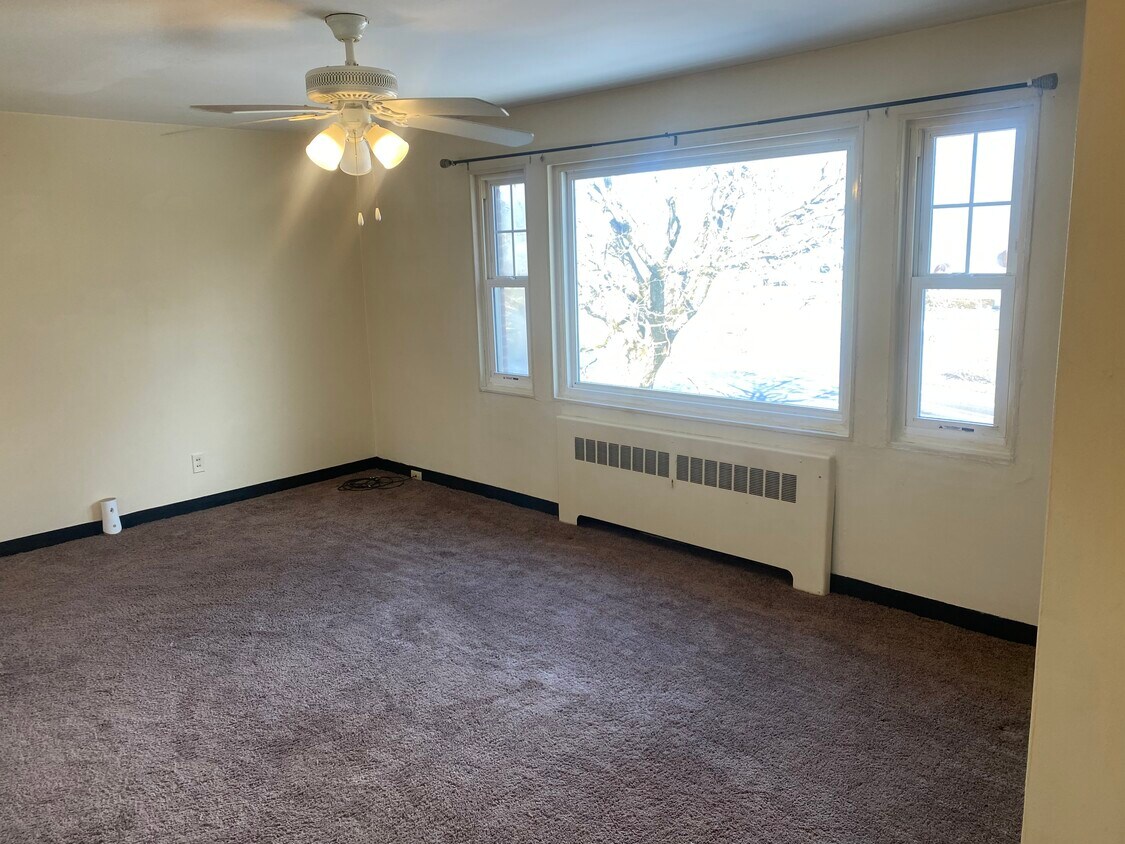 Primary Photo - 1513 W 3rd St