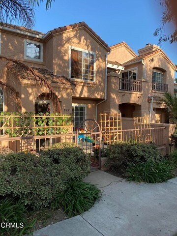 Foto principal - 827 Moby Dick Ln