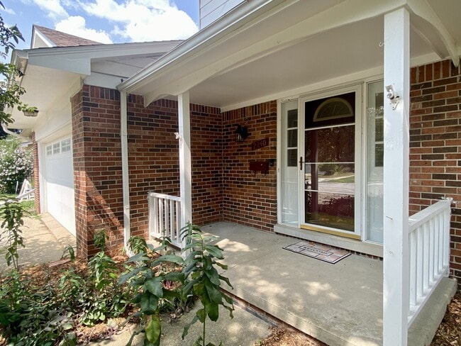 Photo - 2240 Delaware Dr House