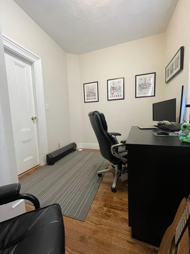 Office b - 96 Wyman St